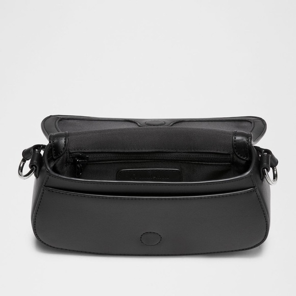 Lululemon-Leather Alternative Mini Bag 1.2L-Black-NWT - Picture 3 of 13